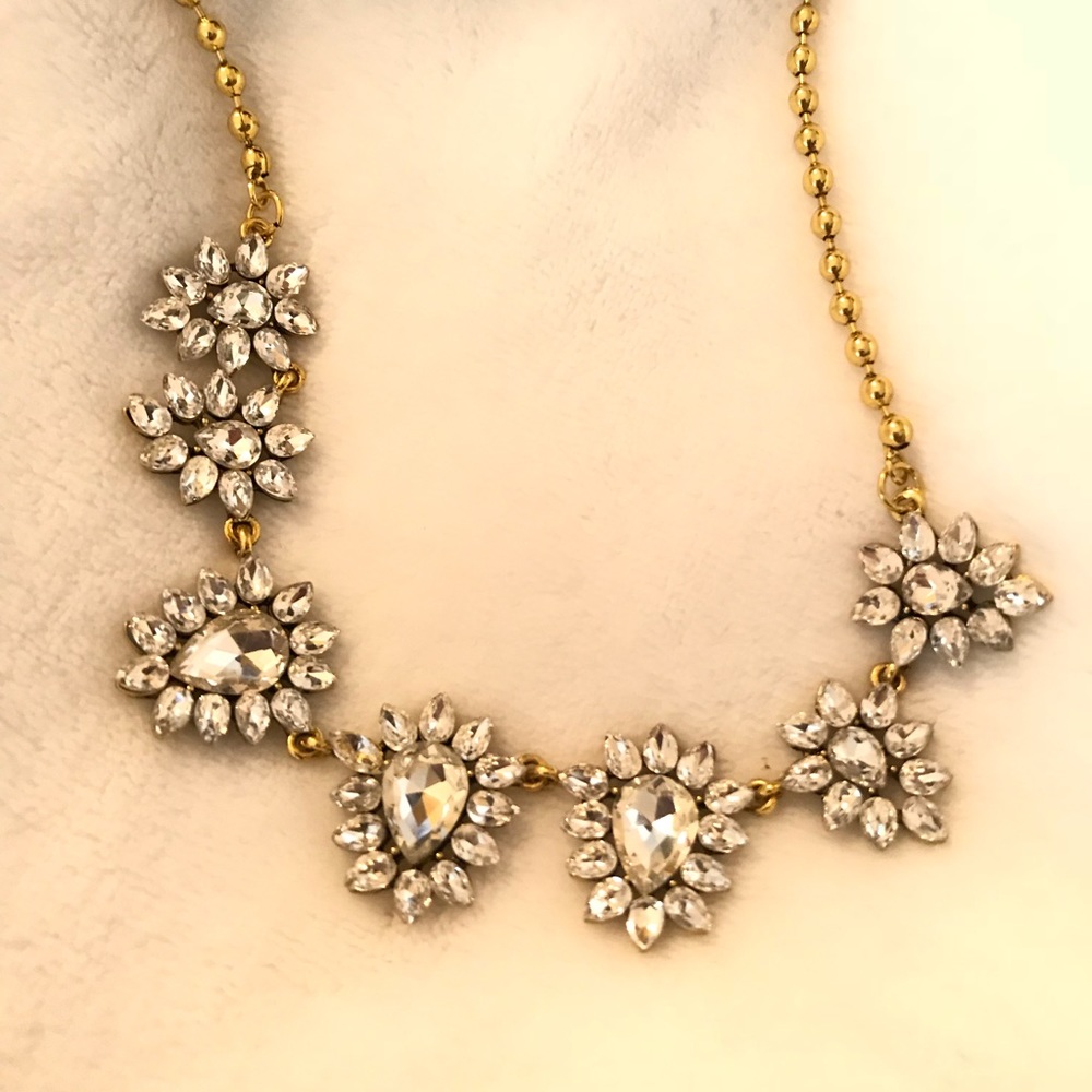 Dainty elegant necklace gold fashion fantasy
